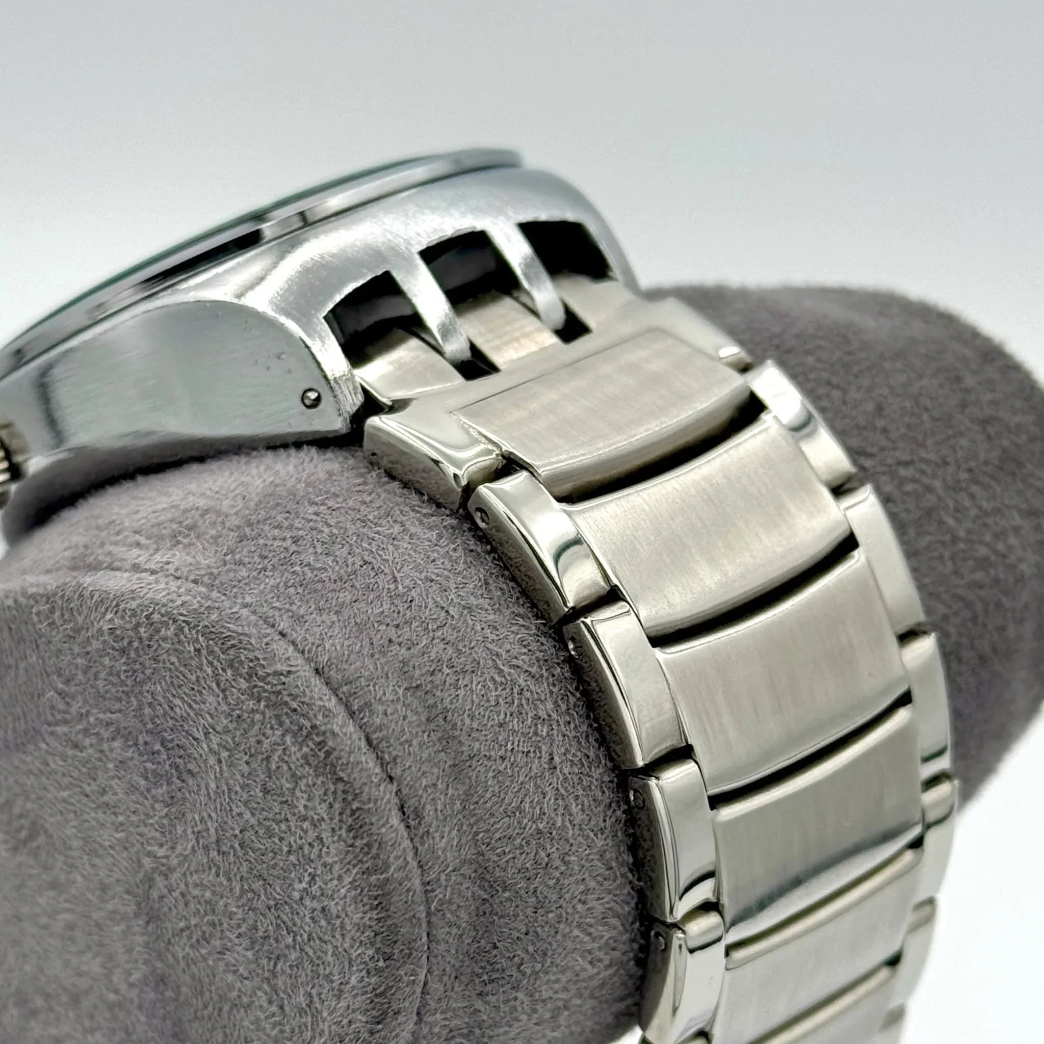 Montre Homme Swatch Irony Chrono Cadran blanc - YVS488G