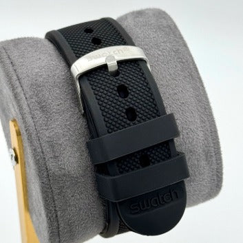 Montre Swatch Chronographe à Bracelet en Caoutchouc Bleu - Sportive et Élégante