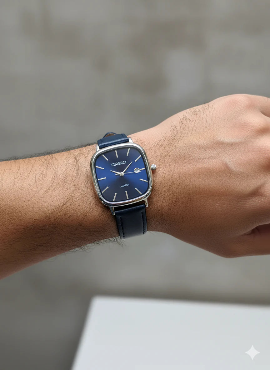 Montre Casio Élégante Quartz - Cadran Bleu Marine & Bracelet Cuir Bleu